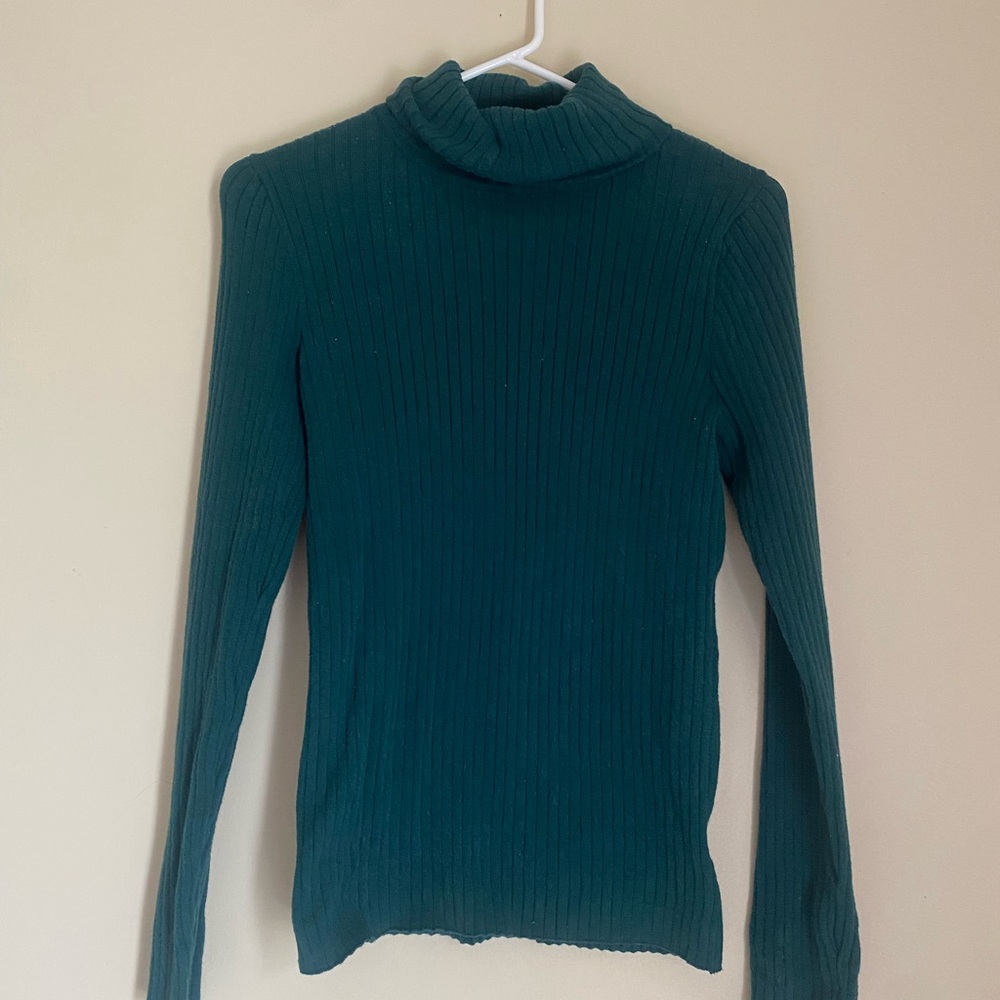 Emerald Green Ribbed Turtleneck Sweater